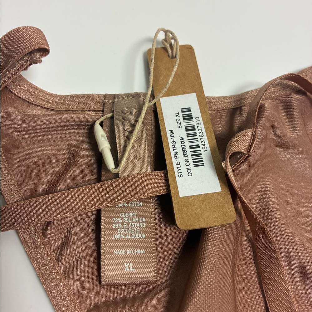 SKIMS String thong (New Bronze) - Picture 4 of 4